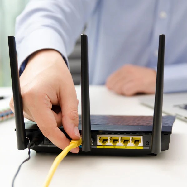 wifi-vs-ethernet 600x600